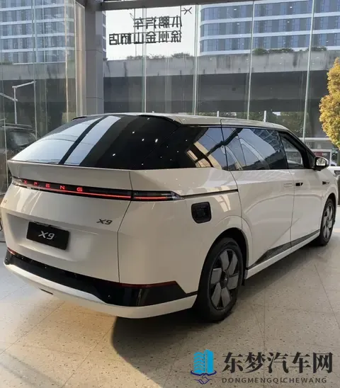 新车|外观调整,或配3颗图灵芯片,新款小鹏X9纯电版实车曝光-3