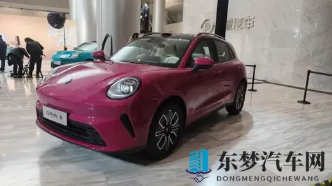 欧拉5预售1098万起，设计是最大卖点，瞄准元PLUS_银河E5-3