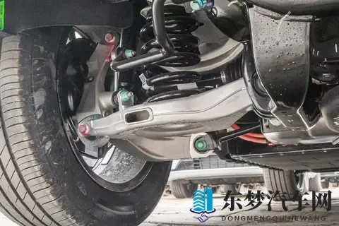 捷途山海T1四驱发现版：可城可野，多场景出行用它靠谱！