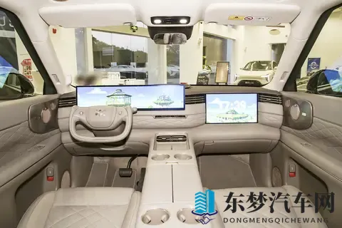 国产又一大6座SUV上市，车长5279mm，2+2+2座椅，纯电续航402km