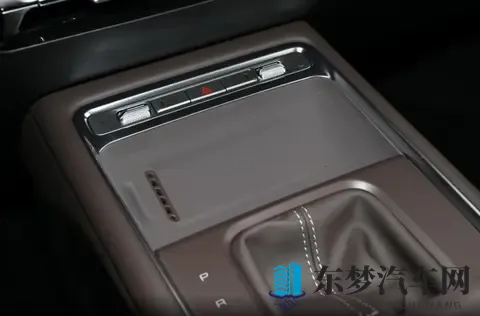 10万不到享七座MPV，尺寸比肩奥德赛，满状态能跑1100km