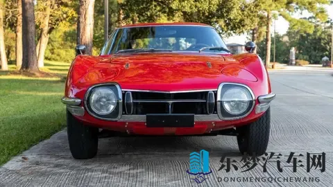 丰田首款跑车搭载水平对置双缸发动机，重达半吨-1