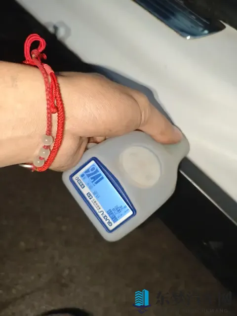 13万多拿下奔驰GLB，2022年白色款，家用代步香不香？-3