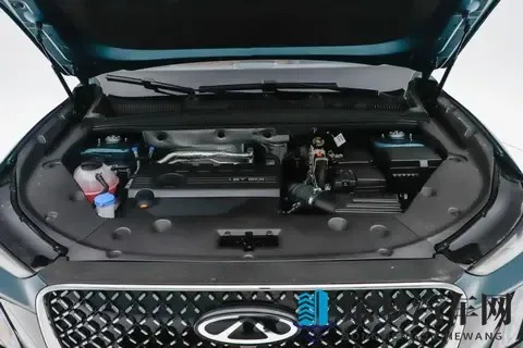 新款瑞虎8来袭，999万起，对比老款，究竟升级了哪些东西？-2