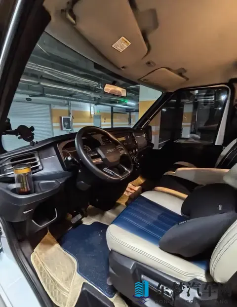 露营车还能做到这样？6度电+太阳能，让旅行彻底摆脱电量焦虑-2