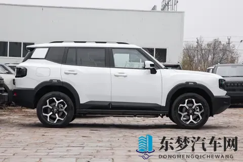15万级四驱SUV，捷途山海T1 空间大，动力强，家用轻越野两不误！-2