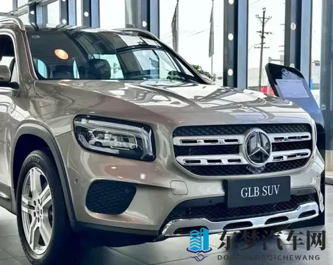 全新一代奔驰GLB曝光，星空顶+七座，下月首发-1