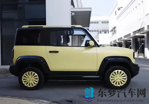 美女主播勾搭水电工：美女主播水电工跨界合作，揭秘汽车维修新视角-2