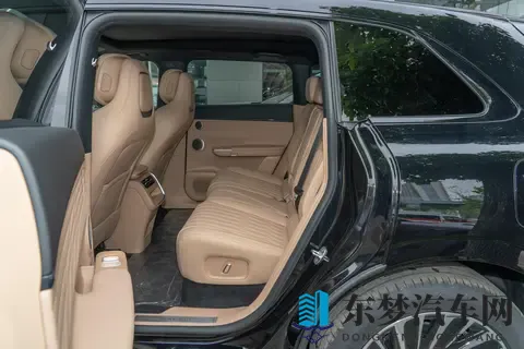 星纪元ET增程四驱版：实用主义下的全能选手-1