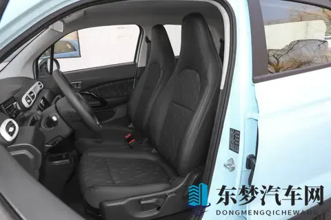 零跑 T03 ：年轻人选代步车的那些糟心事，这台 4 万小车全给你解决了-1