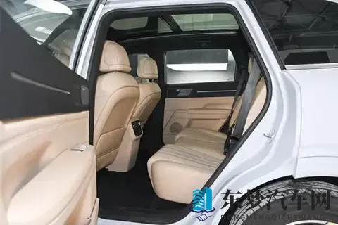 15万预算买中型SUV，插混还是纯电？捷途山海L7PLUS告诉你