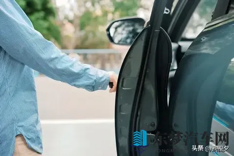 电动车加速不得低于5秒？公安部新规引发开车安全与性能大讨论！