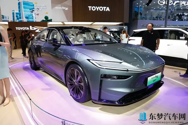 广汽丰田铂智7搭载鸿蒙座舱，定位20万级！