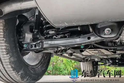 捷途旅行者C-DM：方盒子造型，插混四驱，会带来怎样的惊喜？-3