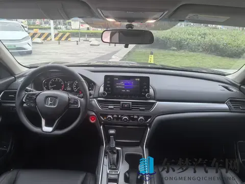 一手准新雅阁，260TURBO精英版，九万多开回家！-2