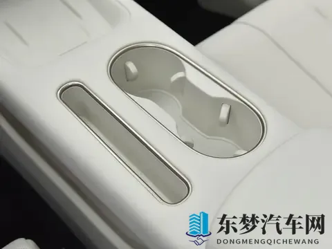 尺寸增大配置提升，价格也有上浮，欧拉5开启预售1098万元起-2