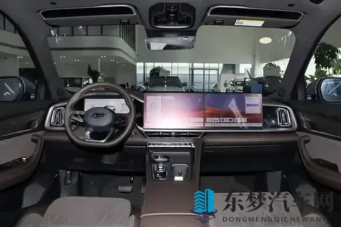 一年开了1万公里，我总结这款车最真实的使用感-1