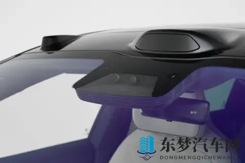 蔚来ET9:行政旗舰豪华新标杆?900V快充,41秒破百,3激光雷达-2