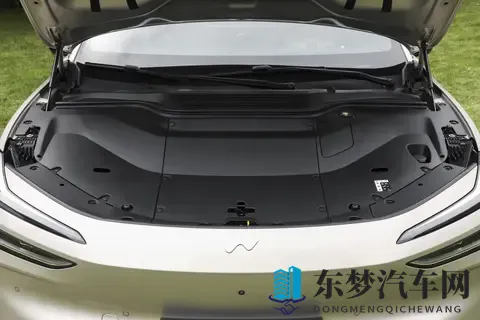 乐道L60：适合中国家庭的SUV，价格亲民，配置丰富，空间宽敞-2