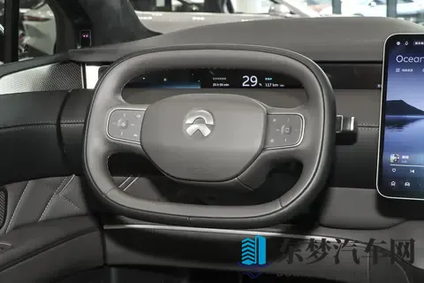 深度体验蔚来ET9:行政座驾新选择,打破传统,值得购买吗?-3